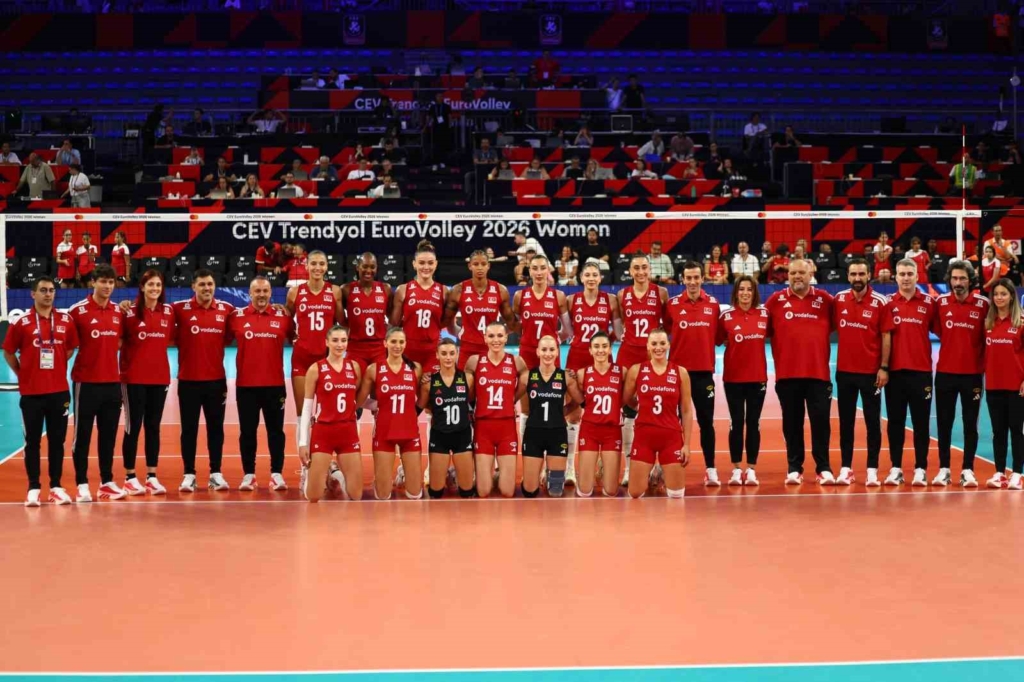 A Milli Kadın Voleybol Takımı, Avrupa Şampiyonası’na galibiyetle başladı