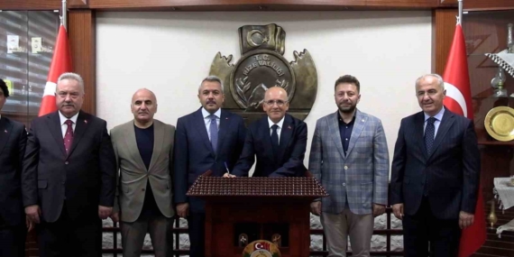 Bakan Şimşek Rize’de