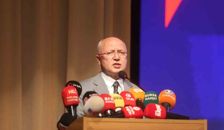 AK Parti Bursa’dan hastane ve hızlı tren için peş peşe açıklamalar
