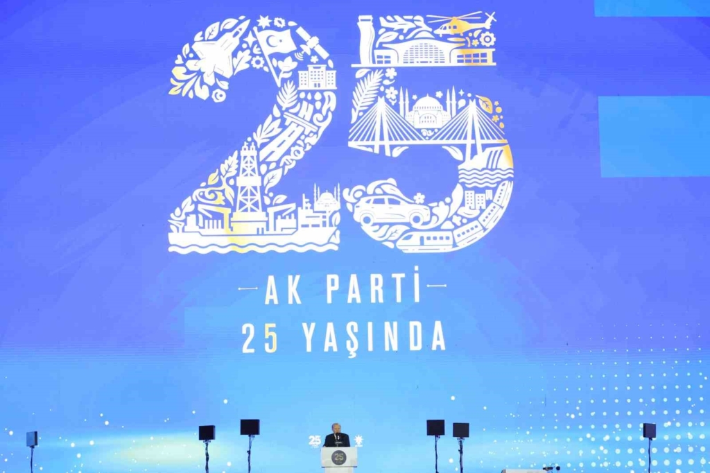 Cumhurbaşkanı Erdoğan: "Allah ömür ve sağlık verirse daha nice yıllar Türkiye’ye hizmet mücadelesi içinde olacağım"