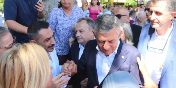 Özgür Özel: "Netanyahu, Erdoğan ile kayıkçı kavgası yaparak kendisine orada güç kazanmaya çalışıyor"
