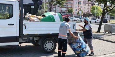 Nilüfer’de kaldırımlar temizlendi