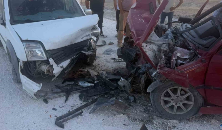 Sivrihisar’daki kazada ağır yaralanan 63 yaşındaki Hakime Akbaba hayatını kaybetti
