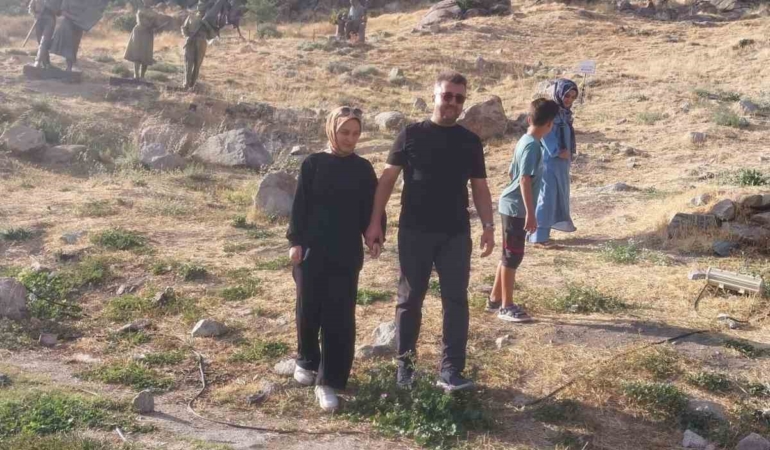 Sivrihisar’daki açık hava müzesi 100 eseriyle ilgi görüyor
