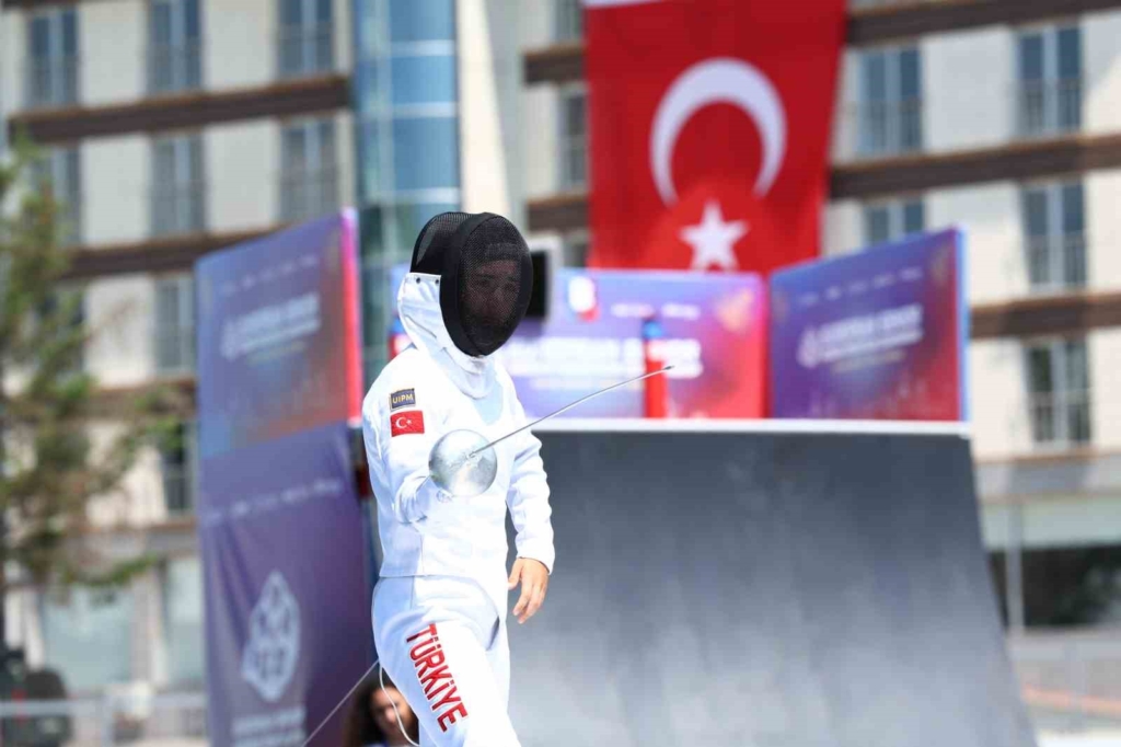 Avrupa Modern Pentatlon Şampiyonası’nda ilk şampiyonlar İsviçre ve Fransa