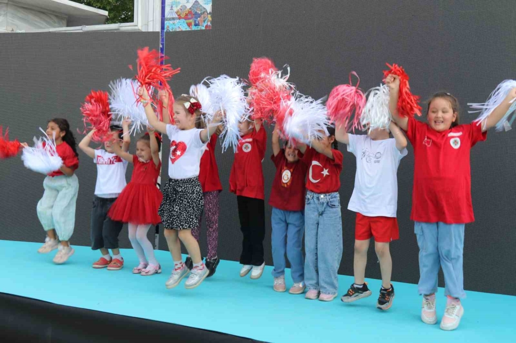 Eskişehir’de yaz Kur’an kurslarında coşkulu şenlikle taçlandı