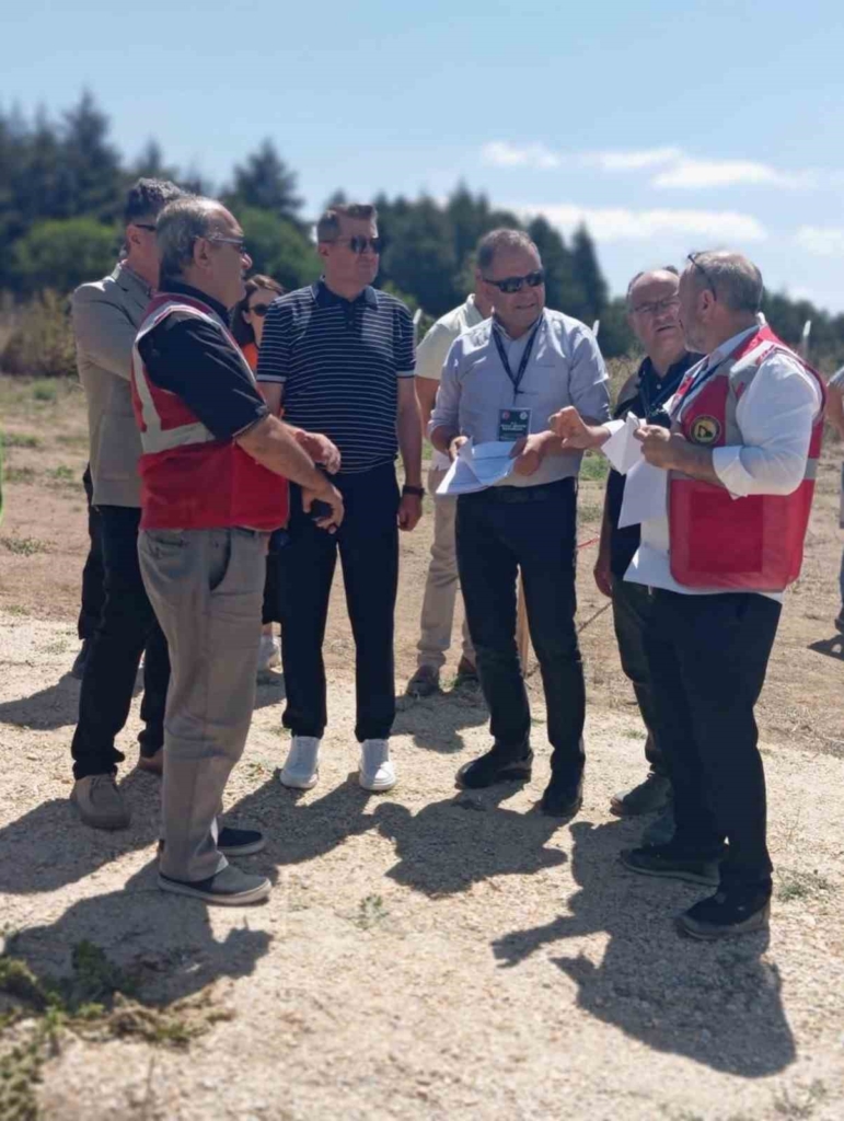 İş makineleri operatörlük sınavı yerinde incelendi