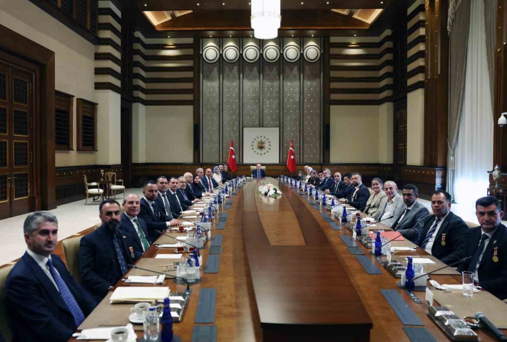 Cumhurbaşkanı Erdoğan: "Şimdiye kadar şehitlerimizin emanetlerine ve gazilerimize devletimizin tüm imkânlarını seferber ederek sahip çıktık"