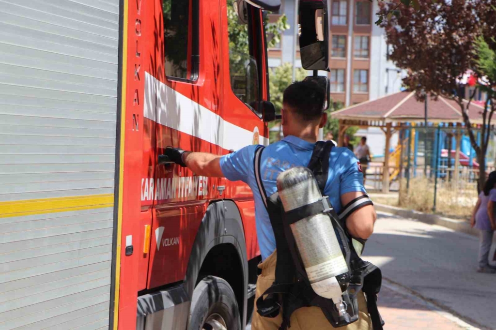 Karaman’da dairede çıkan yangın korkuttu