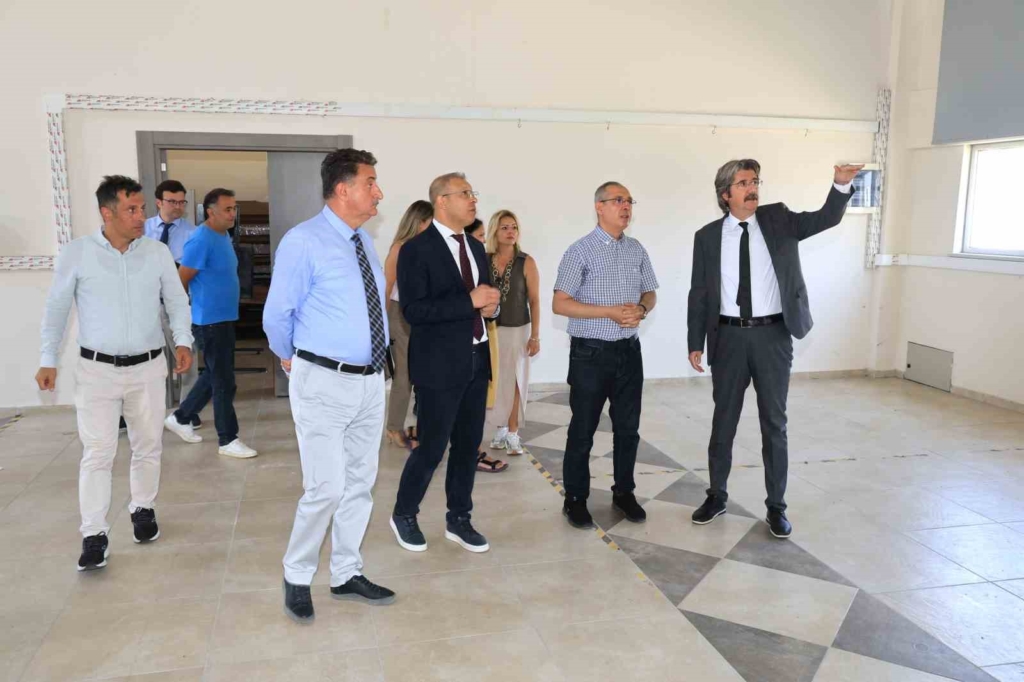BUÜ’deki sanat eğitimi ana kampüste devam edecek