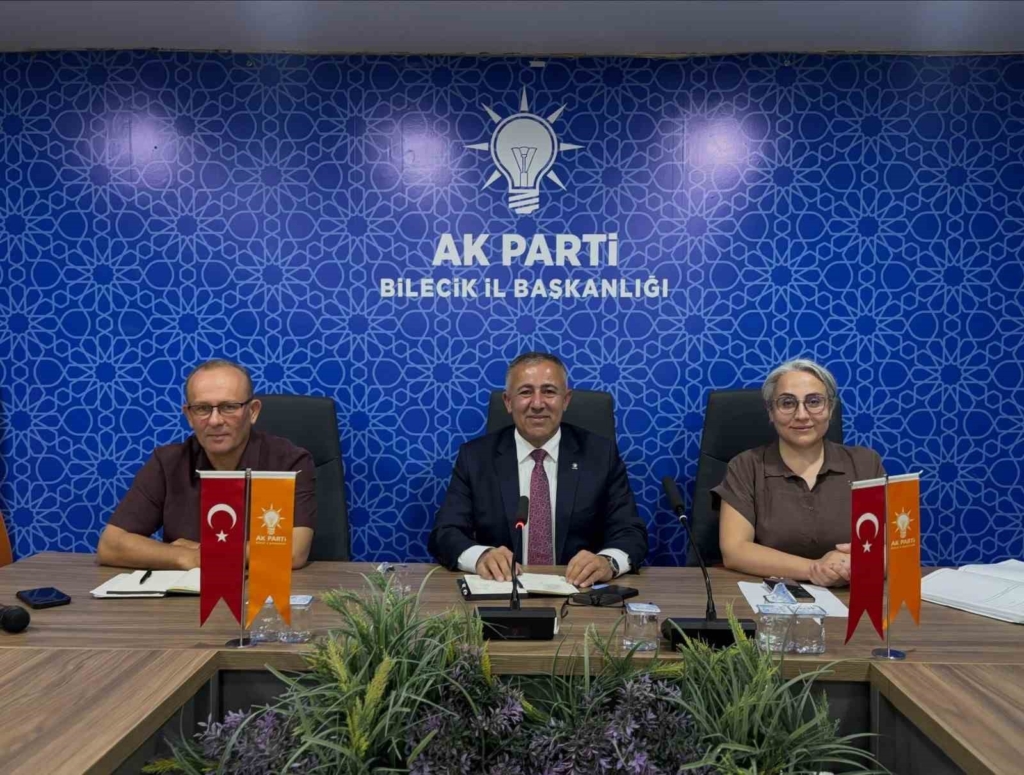 AK Parti’de yol haritası belirlendi