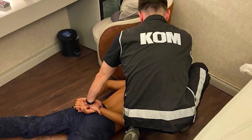 800 saatlik kamera görüntüleri incelendi, evi kurşunlayanlar yakayı ele verdi
