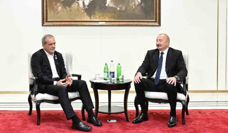 Aliyev ve Pezeşkiyan, Bişkek’te ilişkileri görüştü