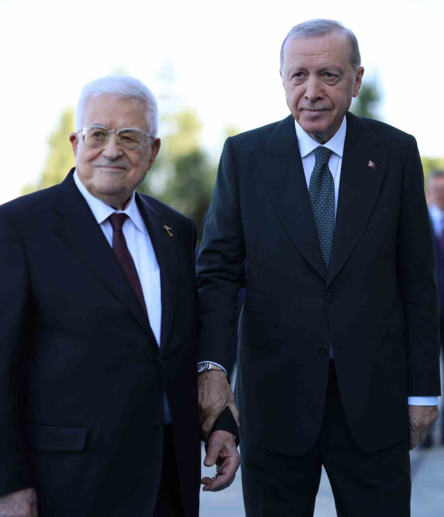 Cumhurbaşkanı Erdoğan, Filistin Devlet Başkanı Abbas’ı törenle karşıladı
