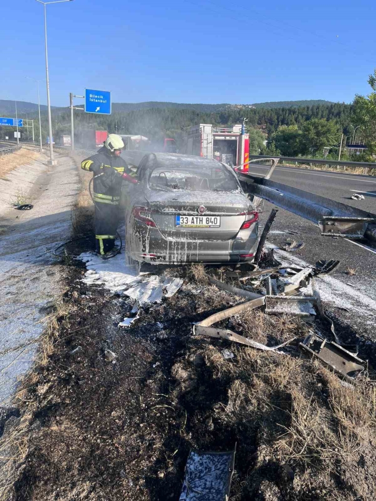 Bilecik’te otomobil bariyere çarpıp alev aldı: 3 astsubay yaralandı