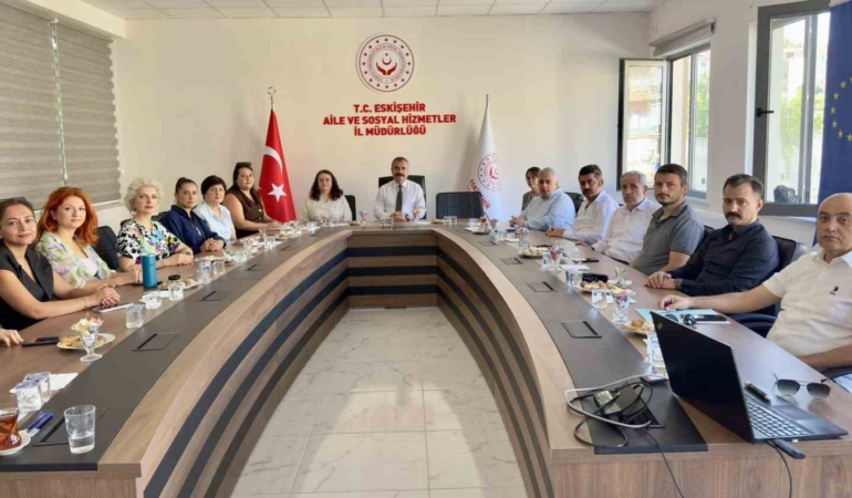 Eskişehir’de afet sonrası psikososyal destek hizmetleri değerlendirildi