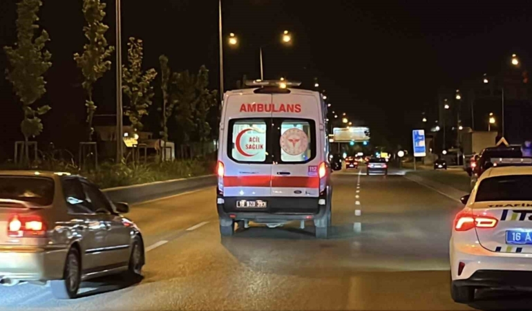 Bursa’da ters yöne giren otomobil kazaya karıştı: 7 yaralı