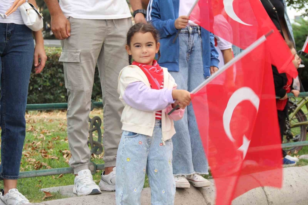 Eskişehir’de Zafer Bayramı törenlerle kutlandı