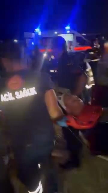 İnegöl’de otomobil şarampole yuvarlandı: 3 yaralı