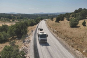 Büyükşehir Harmancık’ta da yolları yeniliyor