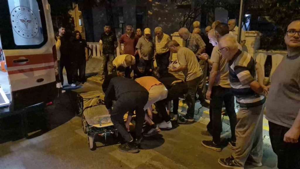 Eskişehir’de motosikletin çarptığı yaşlı adam yaralandı