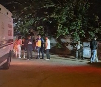 Eskişehir’de olaylı gece: Sinir krizi geçiren kadının bağırış sesleri sokağı inletti
