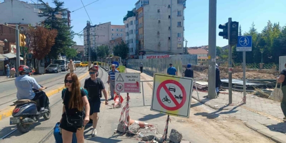 Halkevi inşaat bölgesinde ulaşım kargaşası