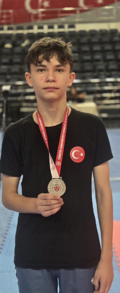 Bilecikli sporcu Türkiye ikincisi oldu