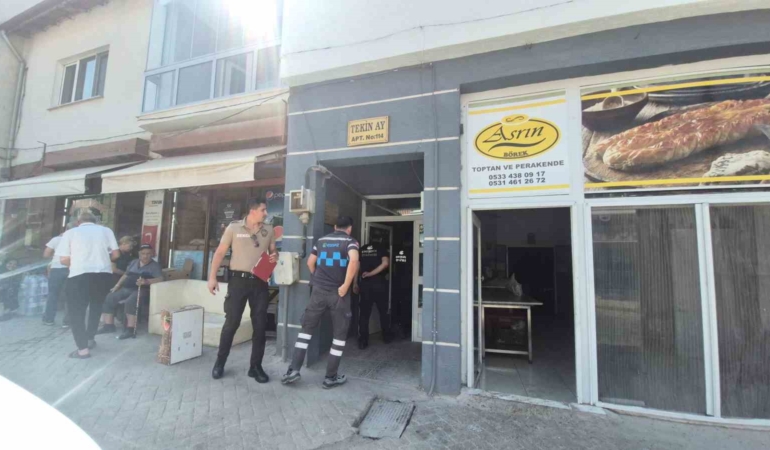 Açık unutulan doğalgazlı ocak mahalleliyi sokağa döktü