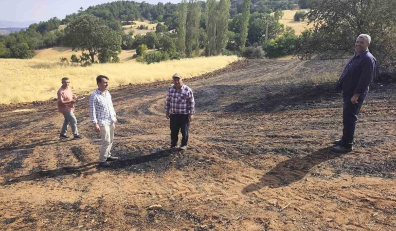 Kütahya Mustafalar köyünde yangın sonrası hasar tespit çalışması