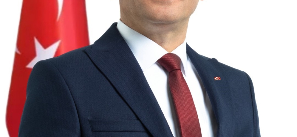 Başkan Habil Dökmeci, "CHP’den ayrılmıyor, Yeni Parti’ye geçmiyorum"
