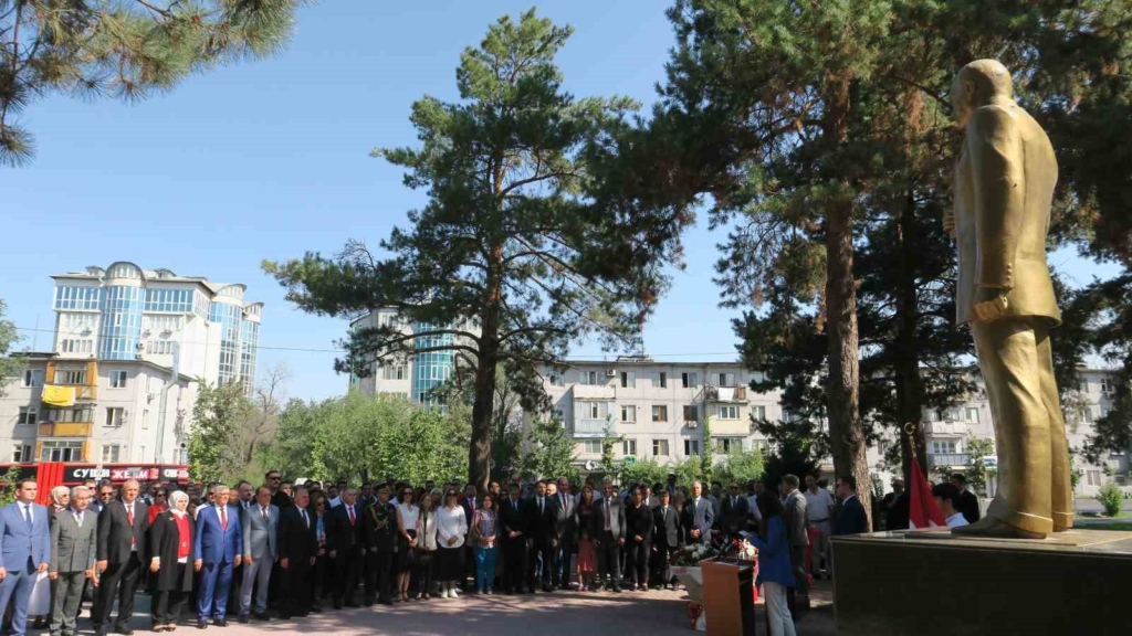 Kırgızistan’da 30 Ağustos Zafer Bayramı kutlandı