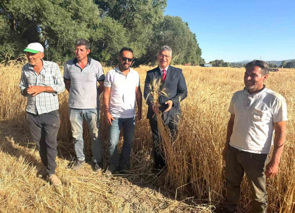 Kütahya’da ’üniversite ile tarla arasında gönül köprüsü’ kuruldu