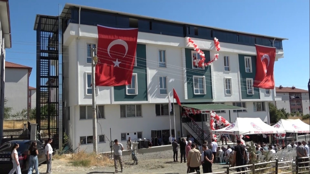 Kütahya Emet’te 15 Temmuz Şehitler Kur’an Kursu açıldı