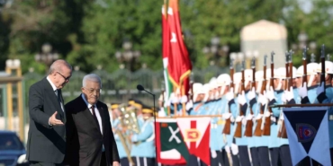 Cumhurbaşkanı Erdoğan, Filistin Devlet Başkanı Abbas’ı törenle karşıladı