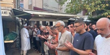 İznik Gölü’ne düşen genç hayatını kaybetti, gözyaşlarıyla toprağa verildi