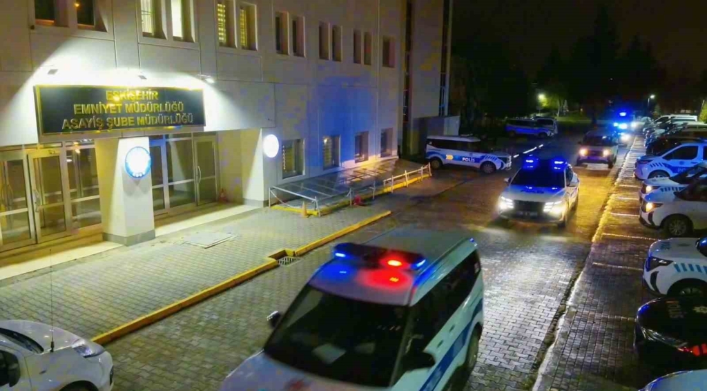 Eskişehir merkezli 19 ilde ’sahte modem’ operasyonu: 90 şüpheli yakalandı