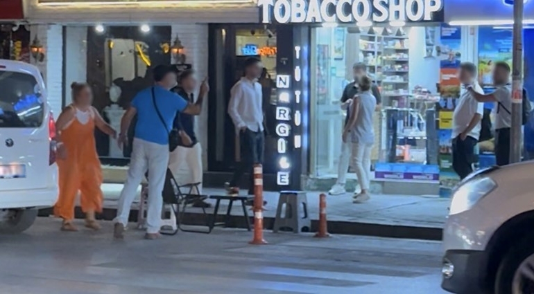 Eskişehir’de caddede “Kafanı keserim” diyerek tehdit etti