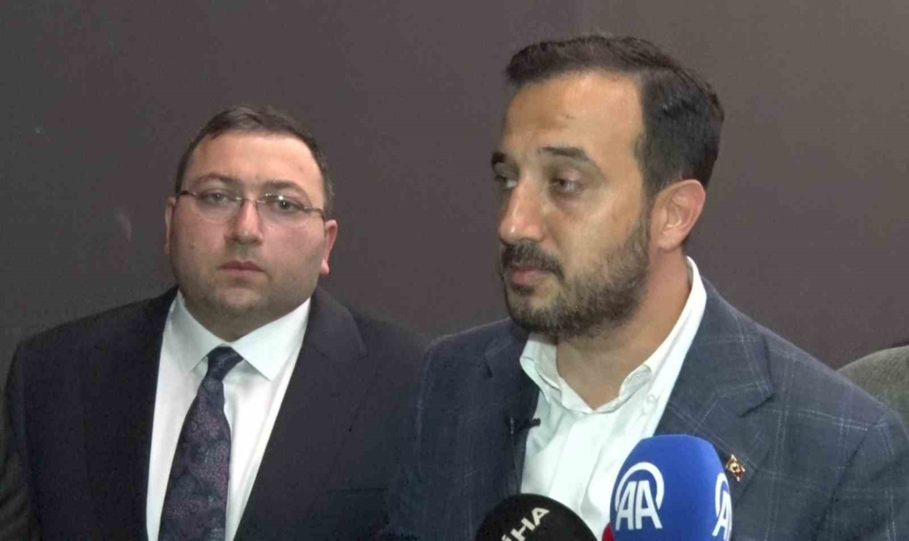 AK Parti İstanbul İl Başkanı Özdemir : " Meclis üyelerinin hür iradesinin sandığa yansıması için tüm hukukçularımızla gerekli başvurumuzu yapacağız"