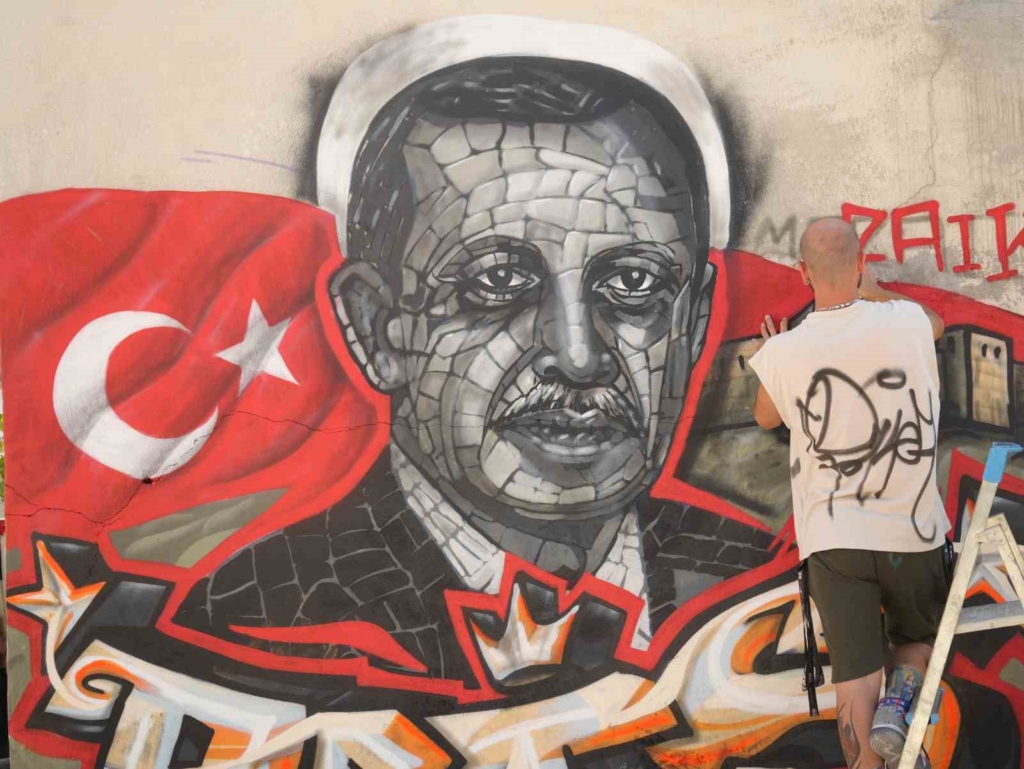 Gaziantepli grafiti sanatçısından Cumhurbaşkanı Erdoğan’a 25’inci yıl hediyesi