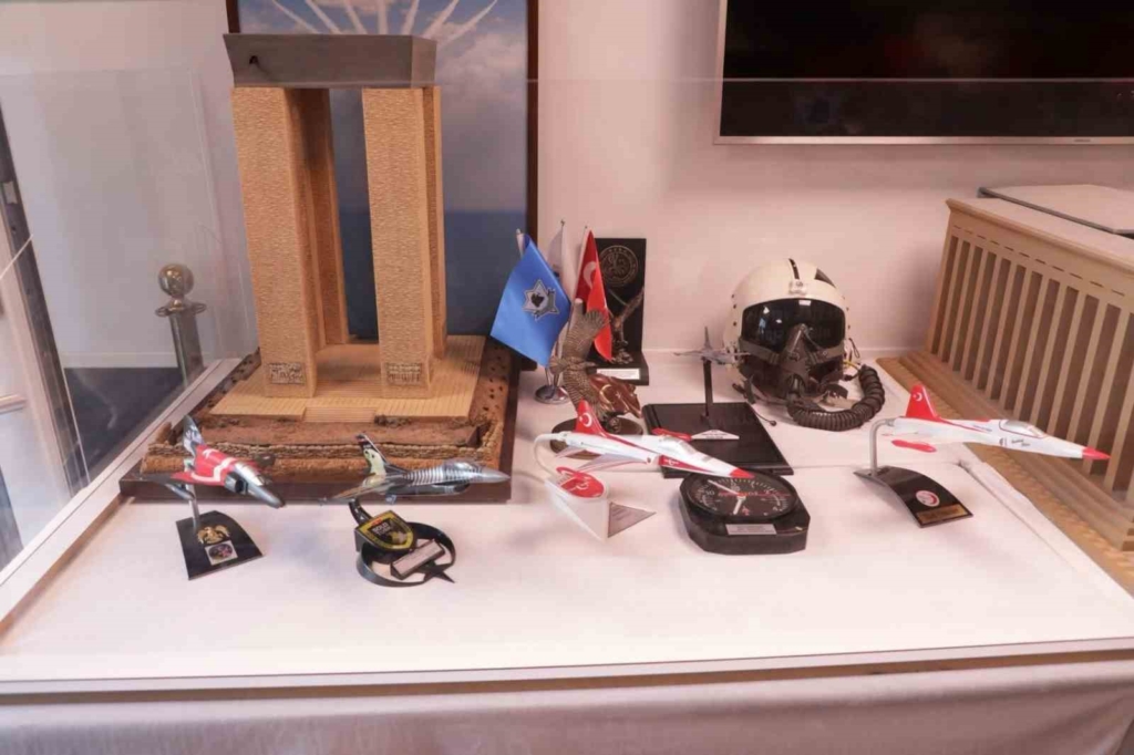 Vali Işın’dan Kartal Vakfı’nın sosyal sorumluluk projesine destek