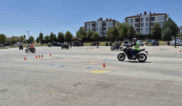 Motosiklet rezerv alanı planına eğitmenden destek: Kazaları azaltabilir