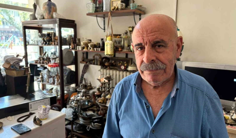 78 yaşındaki antikacı Hamza Abay’dan eski eşya ve definecilik uyarısı