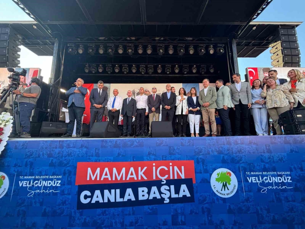 YENİ Parti Genel Başkanı Özel: "Birlikte yeni bir yola çıktık"