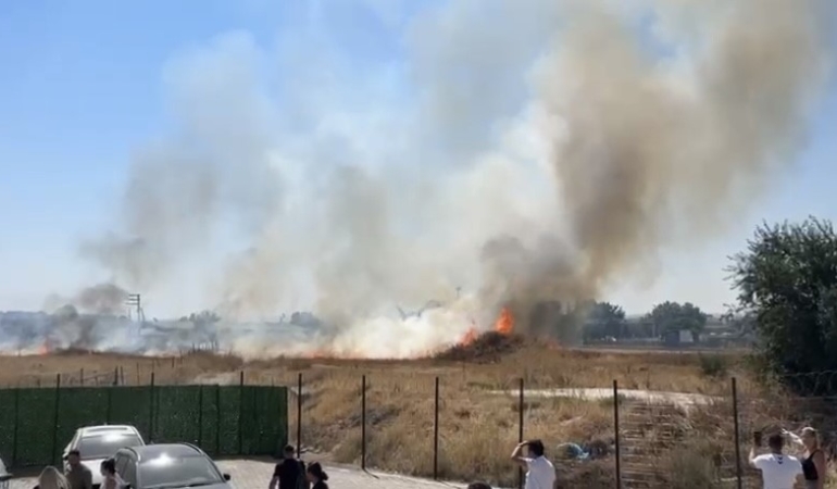 Eskişehir’de otluk alanda çıkan yangın söndürüldü
