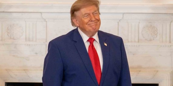 Trump: "İran ile temasları fazla büyütmeden yürütüyoruz"