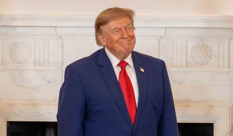 Trump: İran ile temasları fazla büyütmeden yürütüyoruz