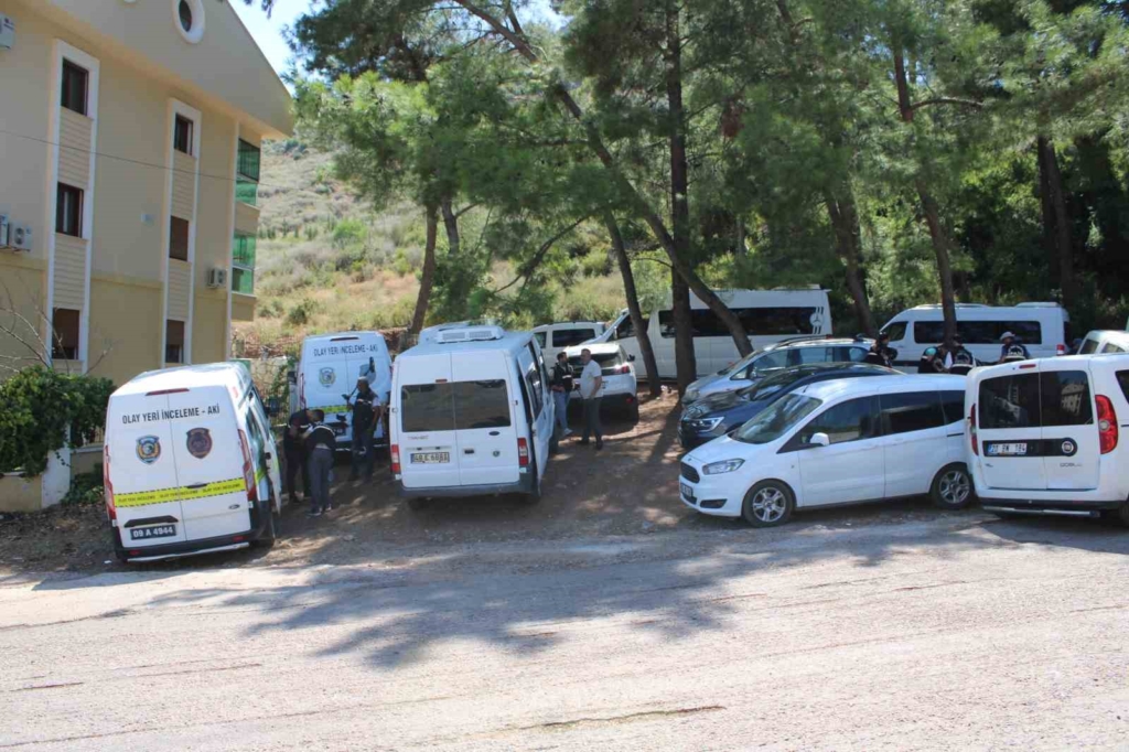 Cumhurbaşkanı Recep Tayyip Erdoğan’a yönelik suikast girişiminde bulunan ekipteki Burkay Karatepe; Marmaris’te yer gösteriyor