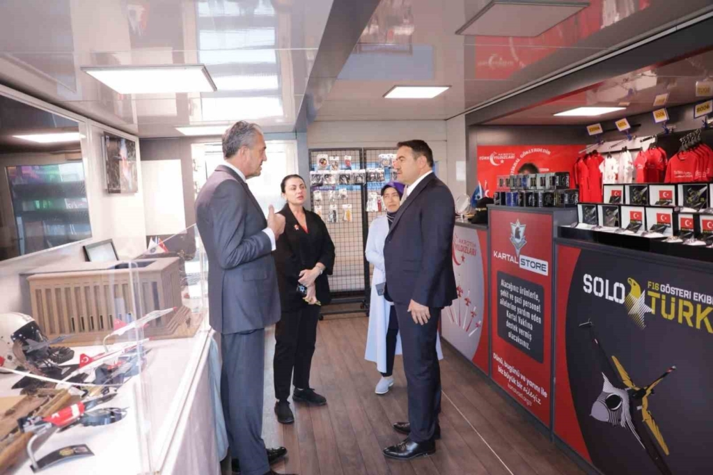 Vali Işın’dan Kartal Vakfı’nın sosyal sorumluluk projesine destek