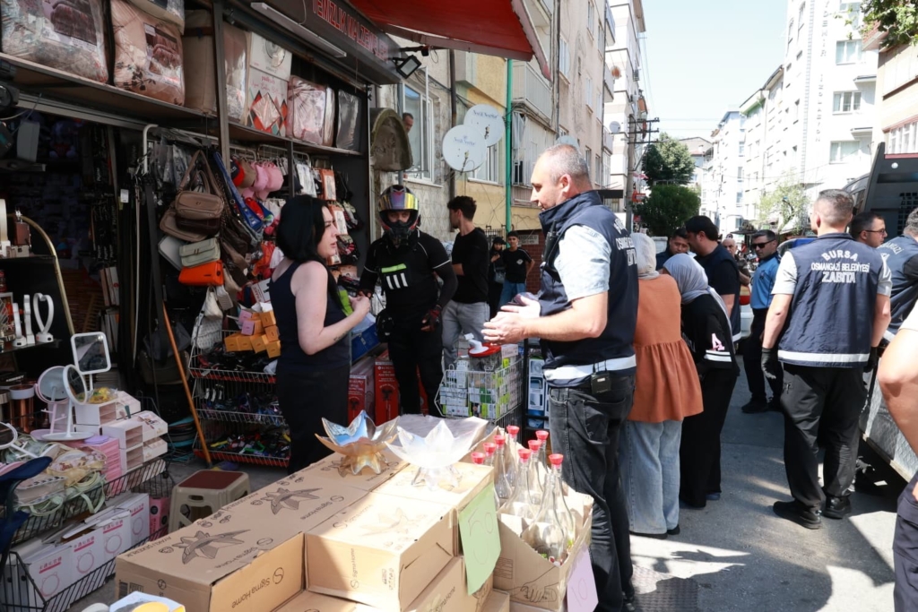 Osmangazi Belediyesi kaldırım işgallerine fırsat vermiyor